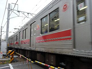 t4835東急大井町線の電車